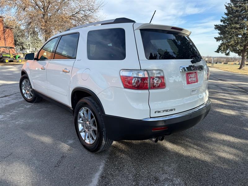 GMC Acadia SLT-2 AWD 2011