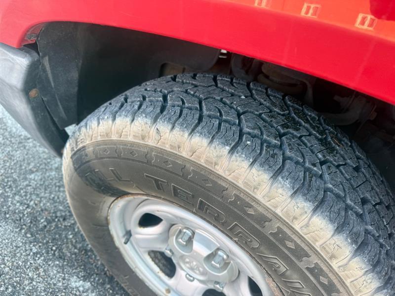 Dodge Dakota ST Quad Cab 4WD 2006