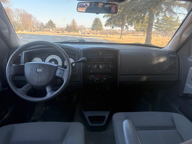 Dodge Dakota ST Quad Cab 4WD 2006