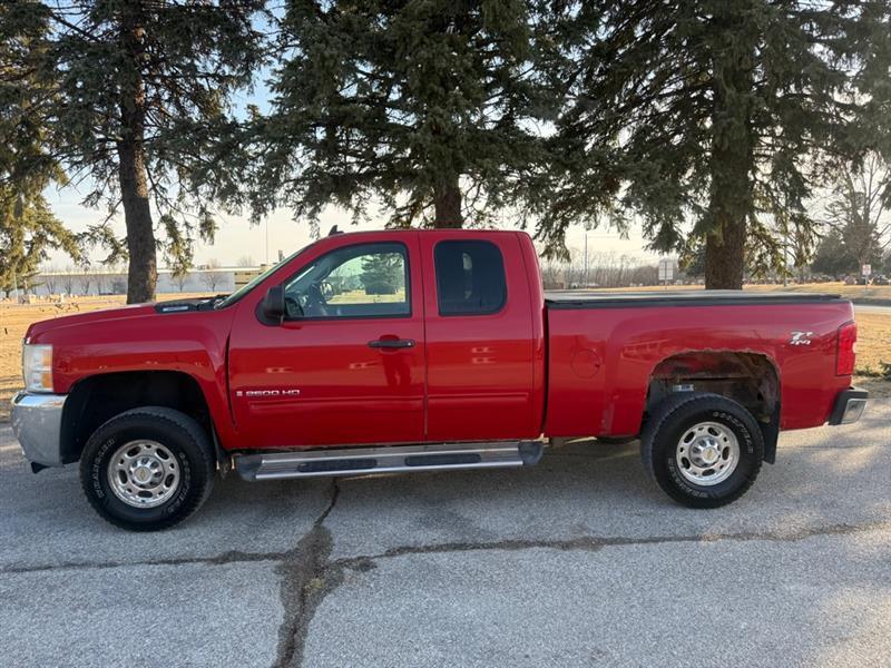Chevrolet Silverado 2500HD LT1 Ext. Cab Long Box 4WD 2009
