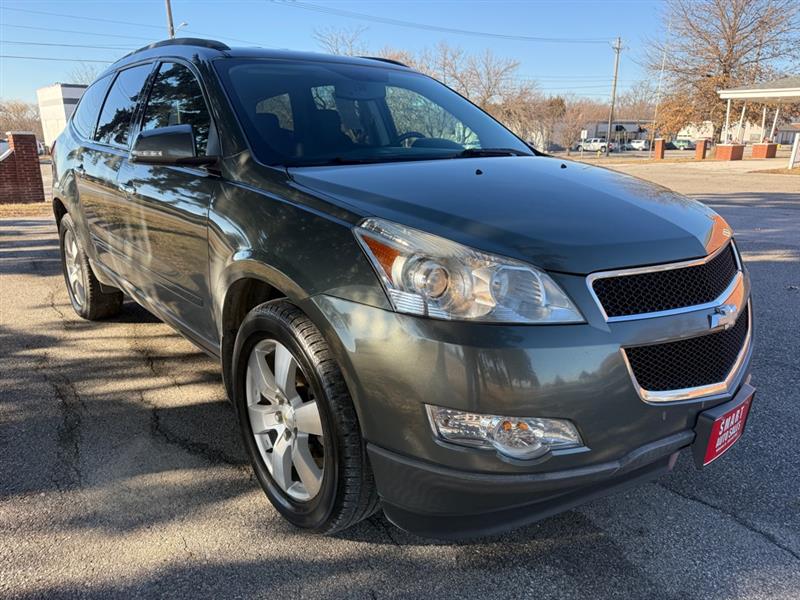 Chevrolet Traverse LT1 FWD 2010