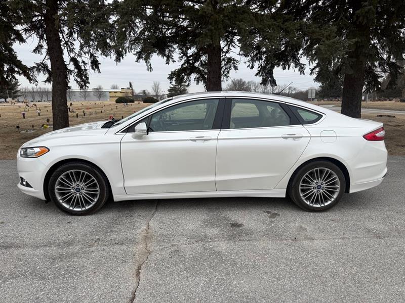 Ford Fusion SE 2013