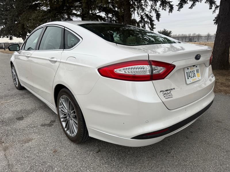 Ford Fusion SE 2013