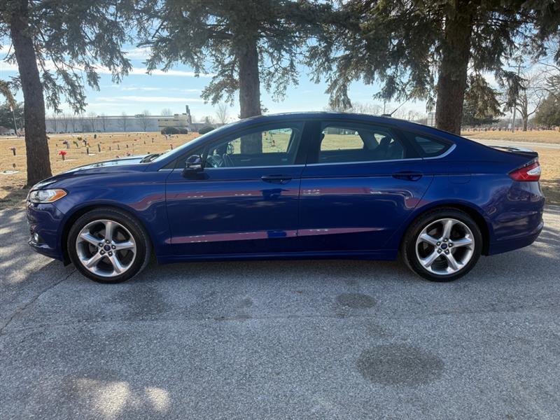 Ford Fusion SE 2016