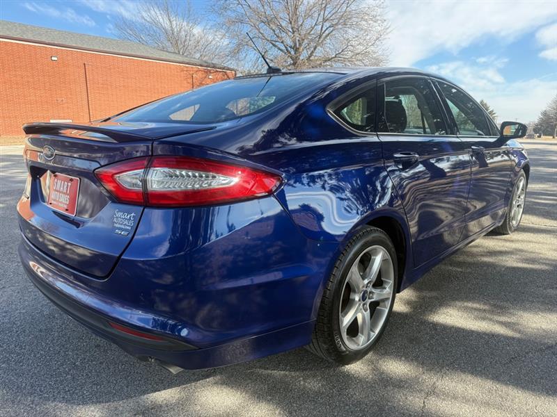 Ford Fusion SE 2016