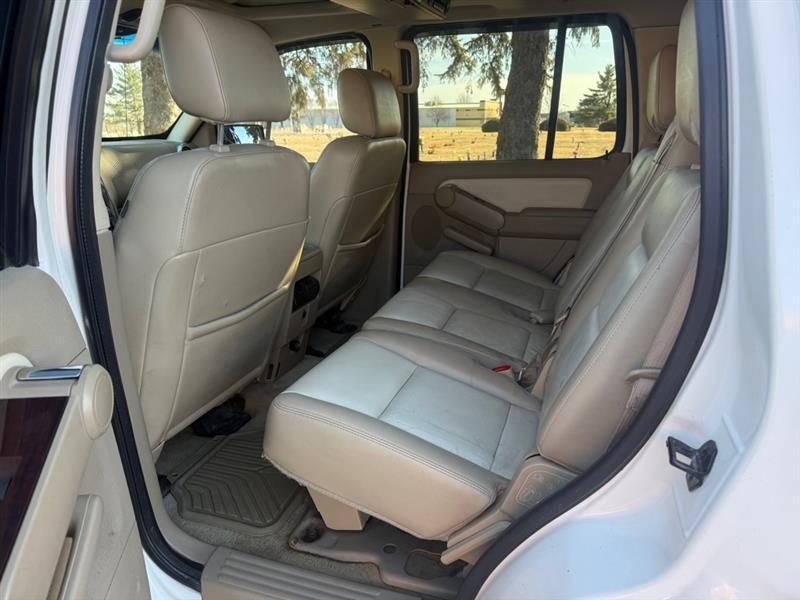 Ford Explorer Limited 4.6L 4WD 2007