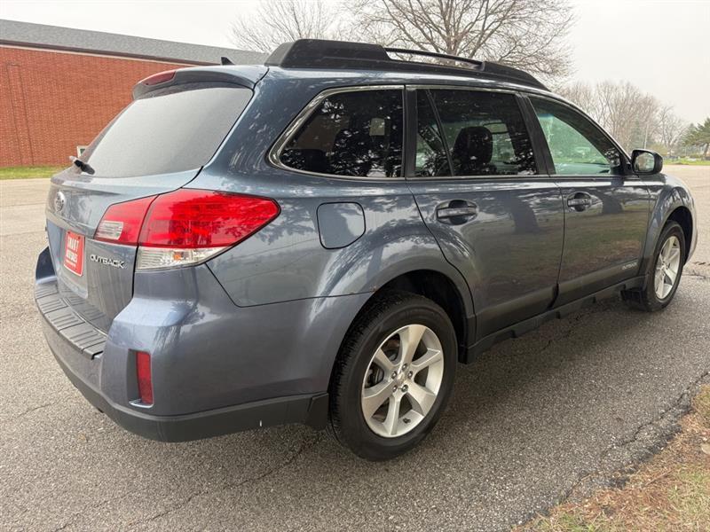 Subaru Outback 2.5i Limited 2013