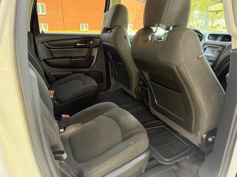 Chevrolet Traverse 1LT FWD 2015