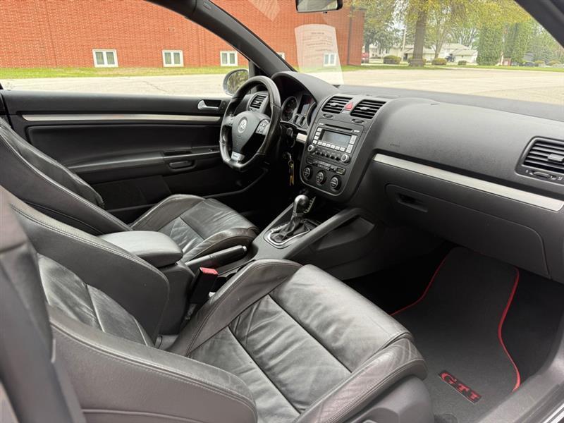 Volkswagen GTI 2.0T Coupe 2007