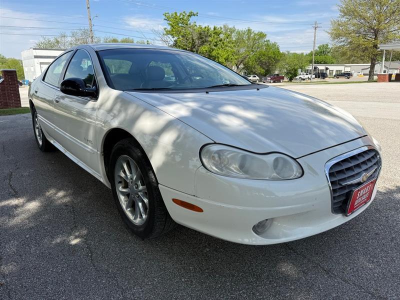 Chrysler LHS Sedan 2000