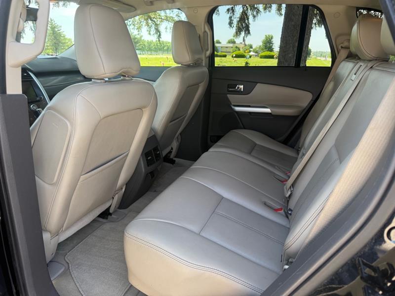 Ford Edge SEL FWD 2012