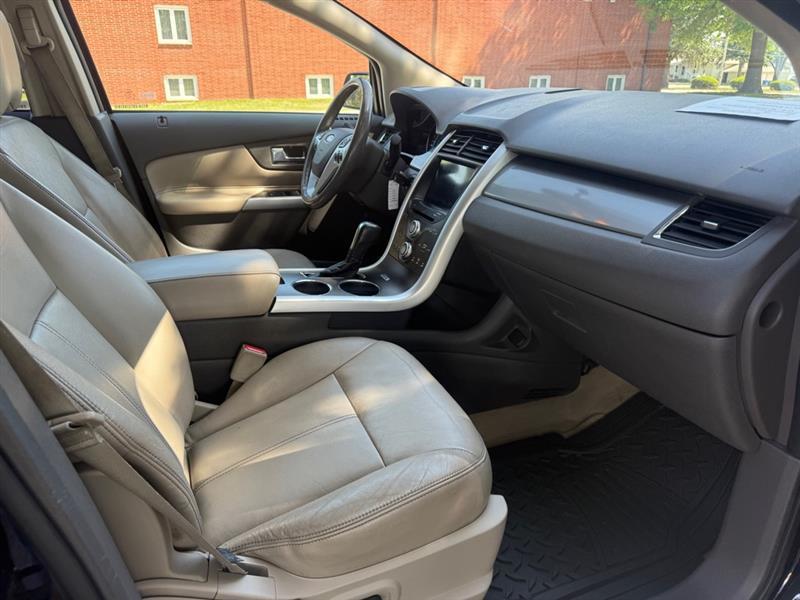 Ford Edge SEL FWD 2012