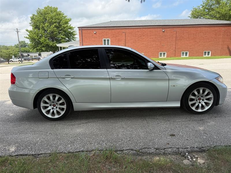 BMW 3-Series 325xi Sedan 2006