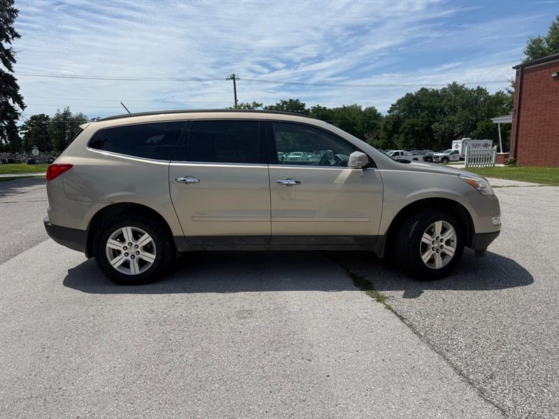 Chevrolet Traverse 2LT AWD 2012