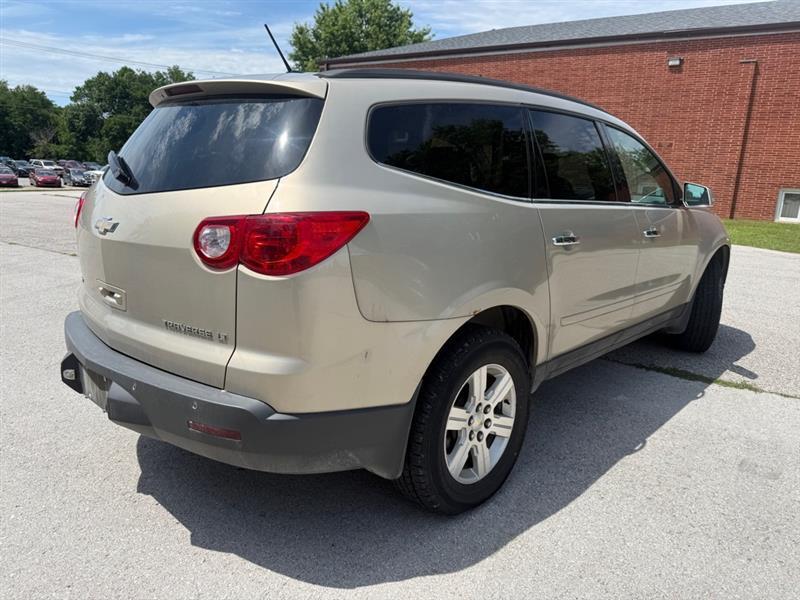 Chevrolet Traverse 2LT AWD 2012