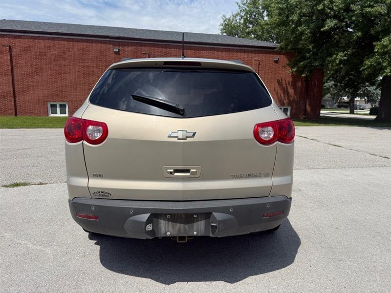 Chevrolet Traverse 2LT AWD 2012