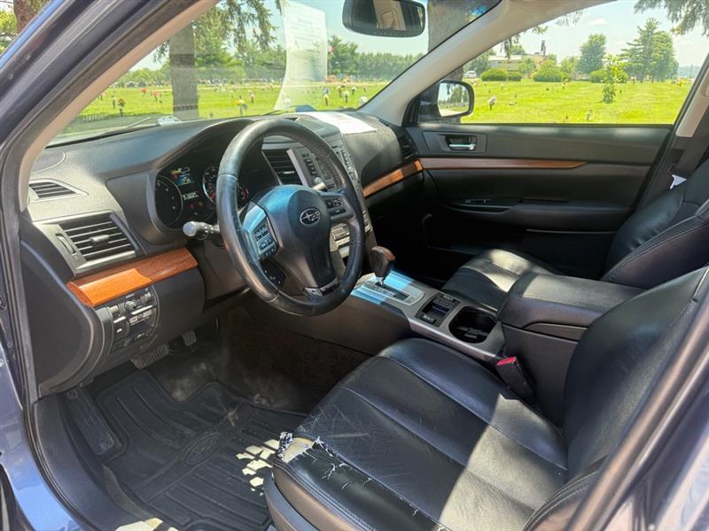 Subaru Outback 2.5i Limited 2013