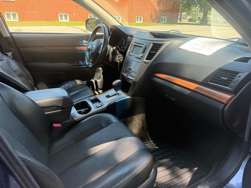 Subaru Outback 2.5i Limited 2013