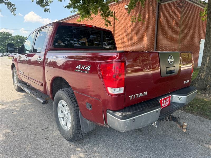 Nissan Titan XE Crew Cab 4WD 2005