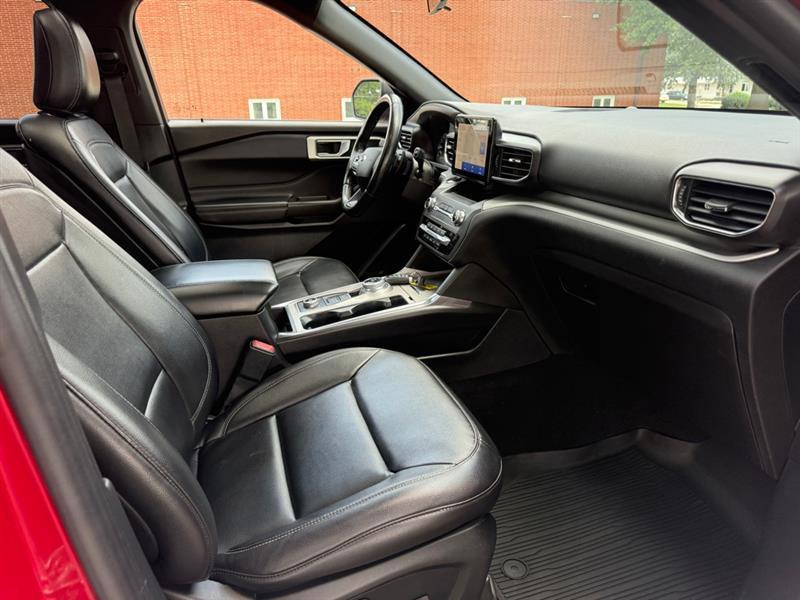 Ford Explorer XLT AWD 2020