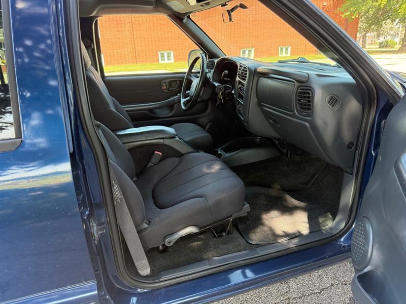 Chevrolet S-10 Crew Cab 4WD LS 2004