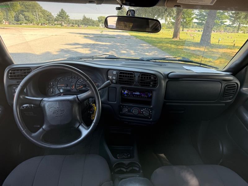 Chevrolet S-10 Crew Cab 4WD LS 2004