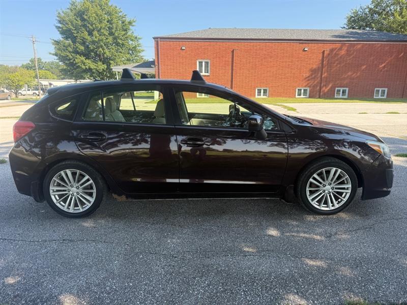 Subaru Impreza Premium Plus 5-Door+NAVI 2012