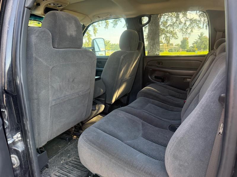 Chevrolet Silverado Classic 2500HD LS Crew Cab 4WD 2007