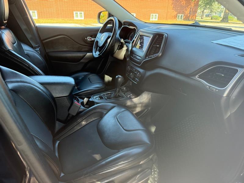 Jeep Cherokee Latitude Plus 4WD 2019