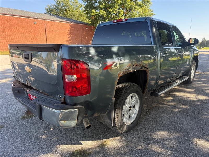 Chevrolet Silverado 1500 LTZ Crew Cab 4WD 2010