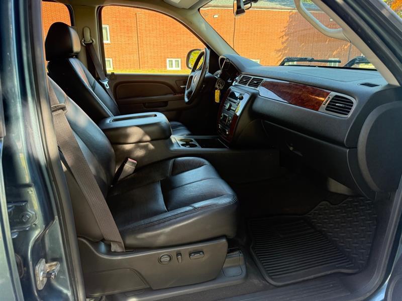 Chevrolet Silverado 1500 LTZ Crew Cab 4WD 2010