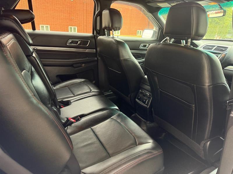Ford Explorer Sport 4WD 2016