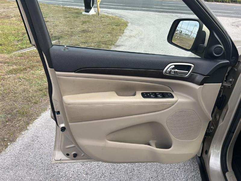 Jeep Grand Cherokee  2014