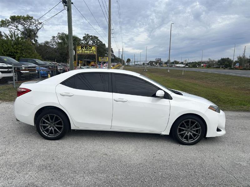 Toyota Corolla  2018