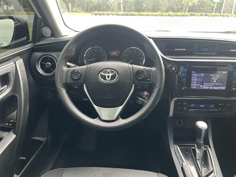 Toyota Corolla  2018