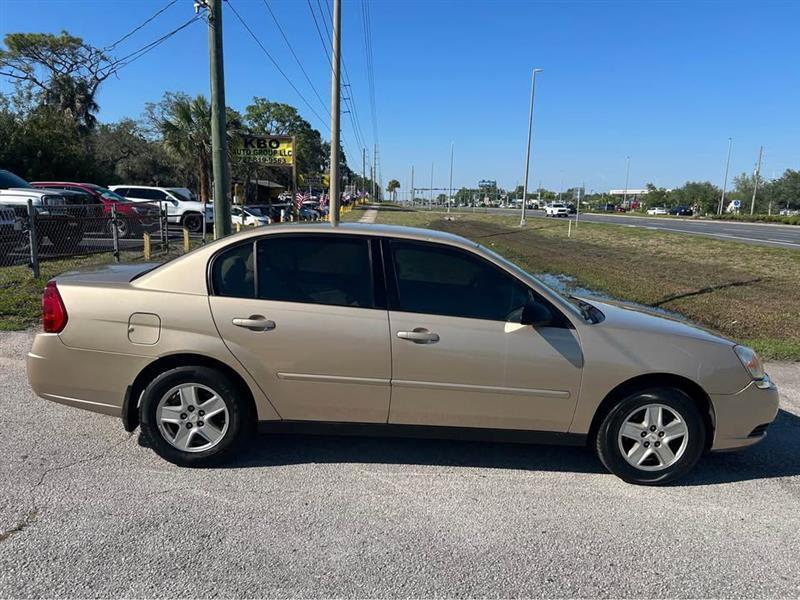Chevrolet Malibu  2005