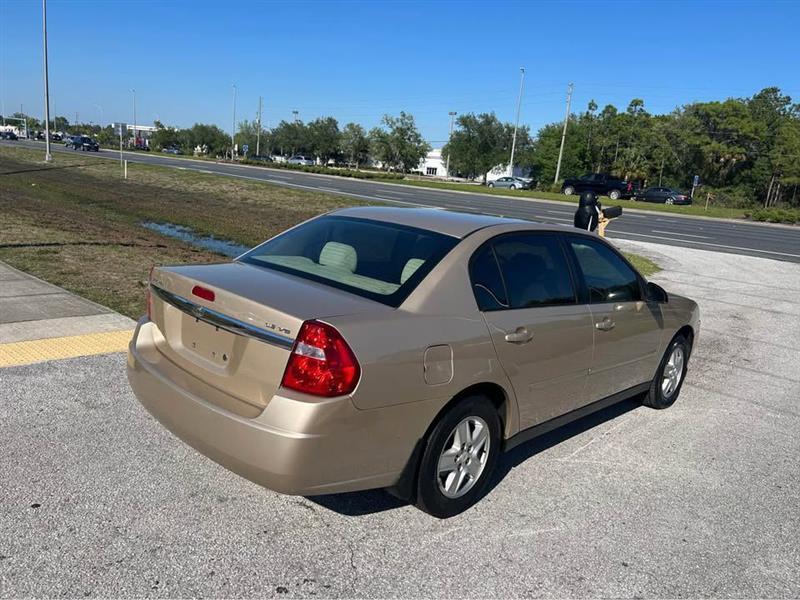 Chevrolet Malibu  2005