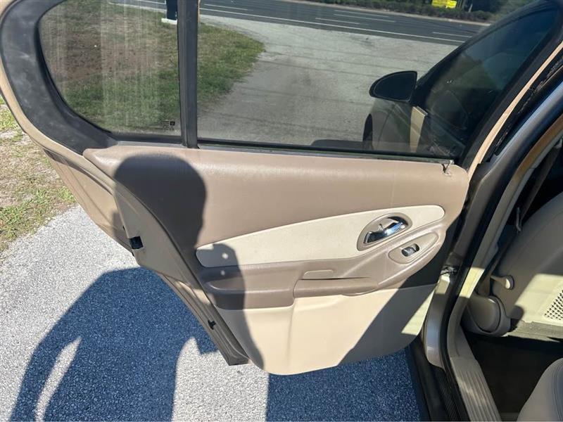Chevrolet Malibu  2005