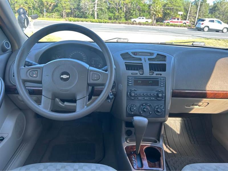 Chevrolet Malibu  2005