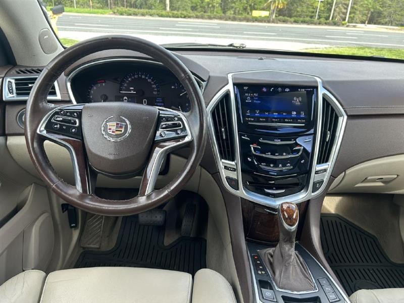 Cadillac SRX  2015