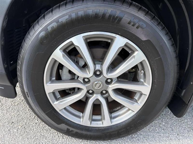 Nissan Pathfinder  2013