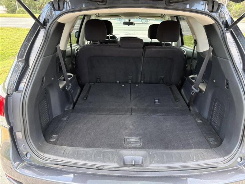 Nissan Pathfinder  2013