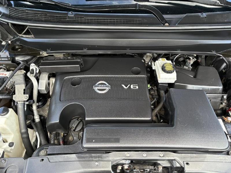 Nissan Pathfinder  2013