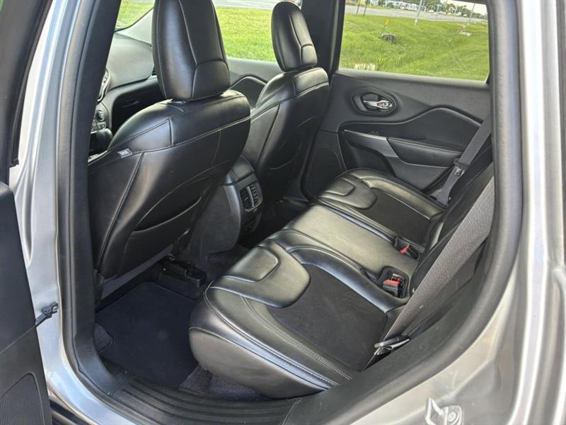 Jeep Cherokee  2019