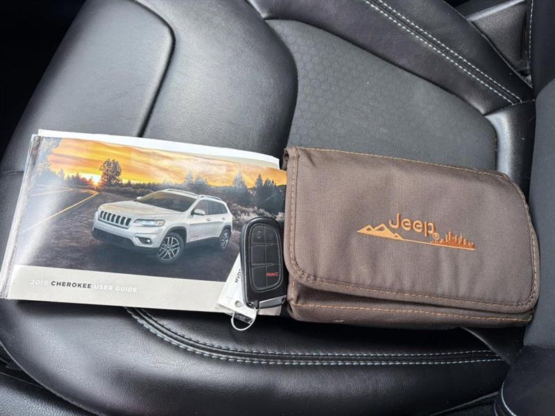 Jeep Cherokee  2019