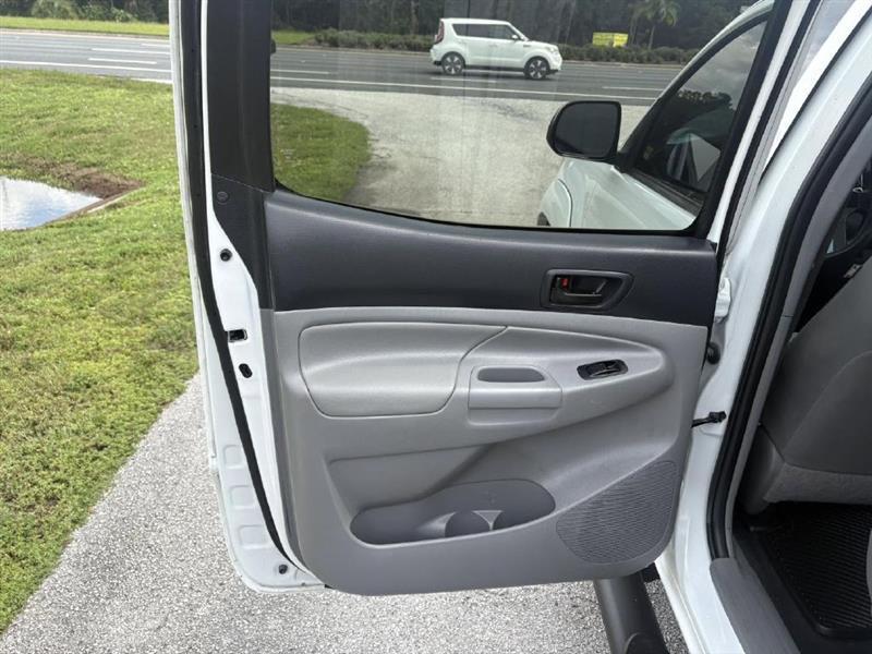 Toyota Tacoma  2015