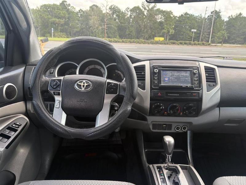 Toyota Tacoma  2015