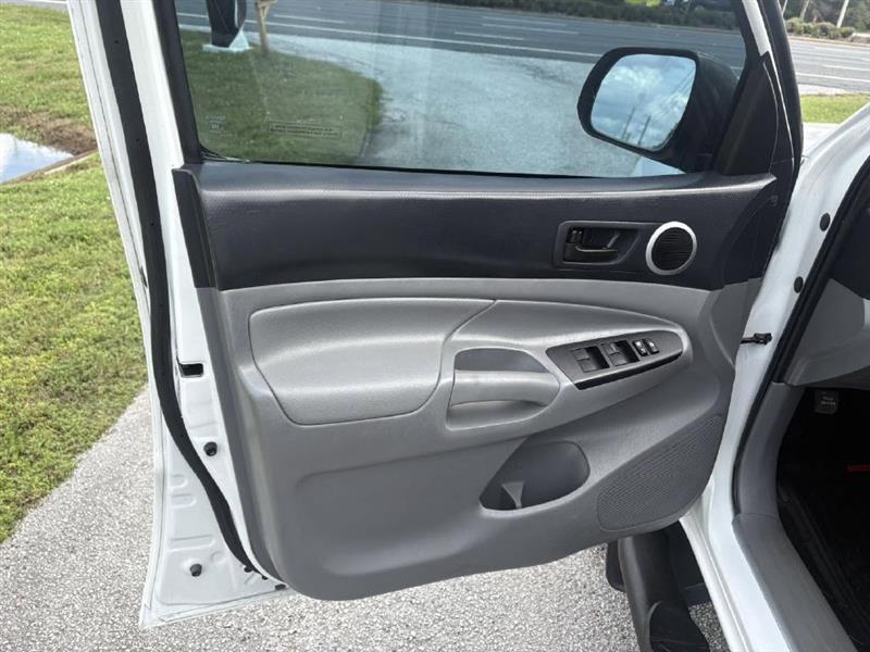 Toyota Tacoma  2015