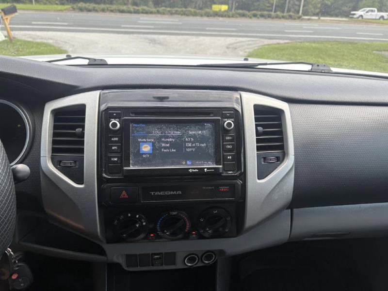 Toyota Tacoma  2015