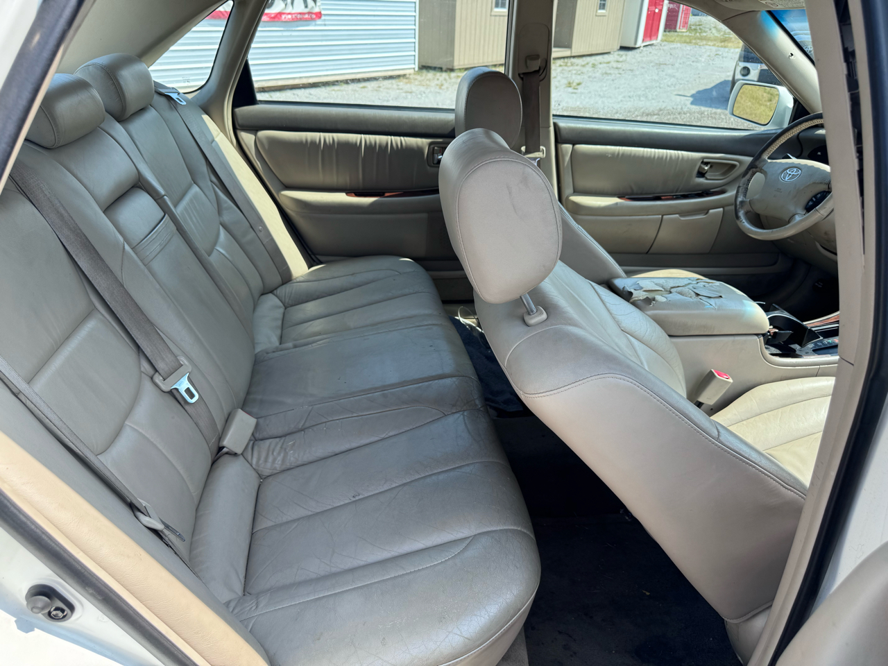 Toyota Avalon XL 2002